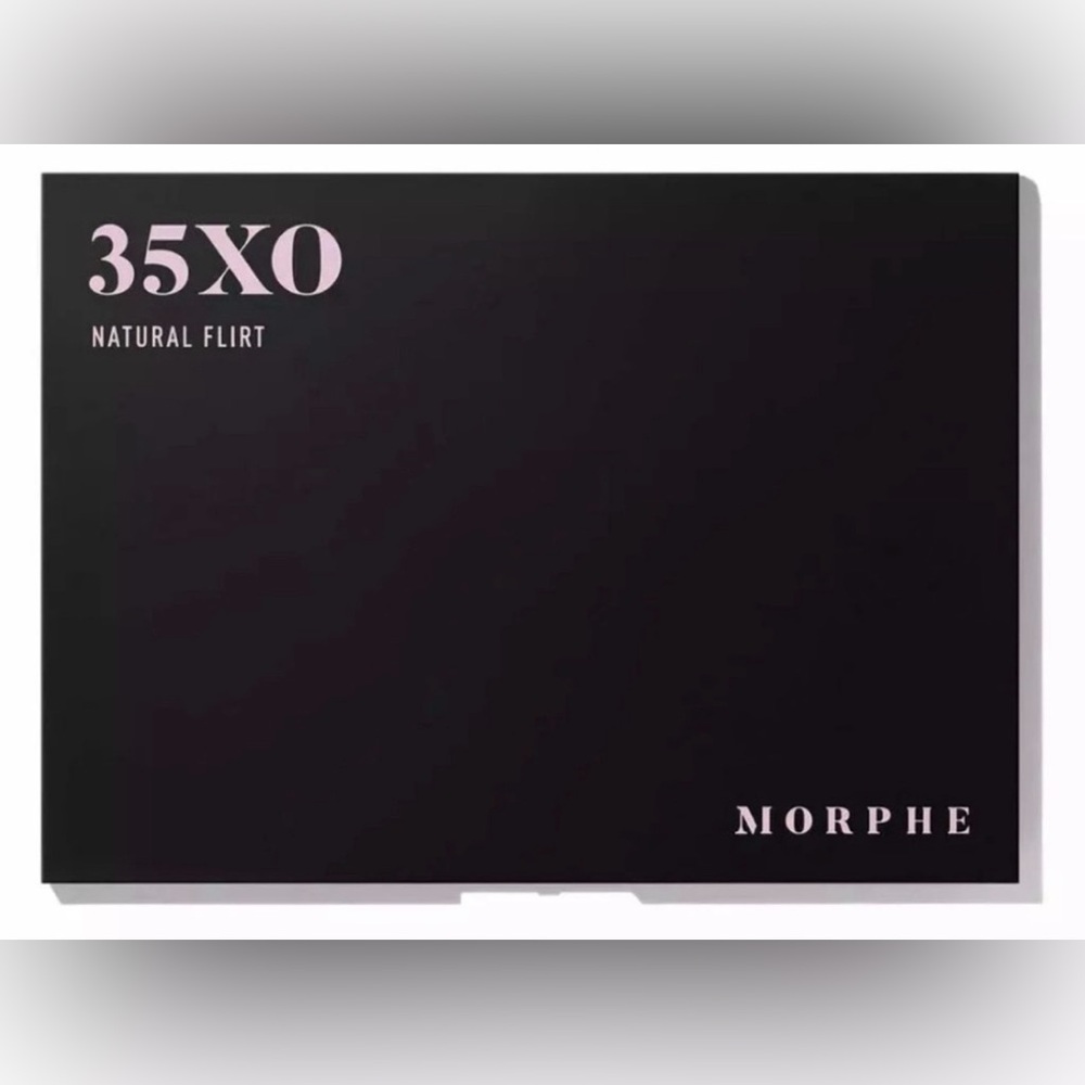 Morphe 35XO Natural Flirt Palette - Sleek Black